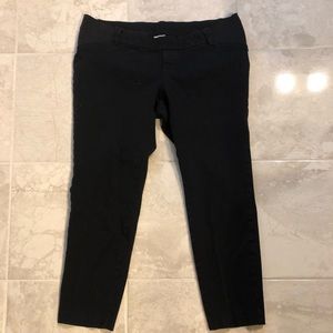 Old navy Pixie Maternity crop pant